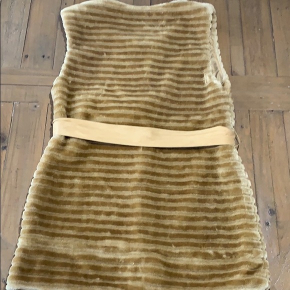 YA Los Angeles faux fur vest - Picture 7 of 7